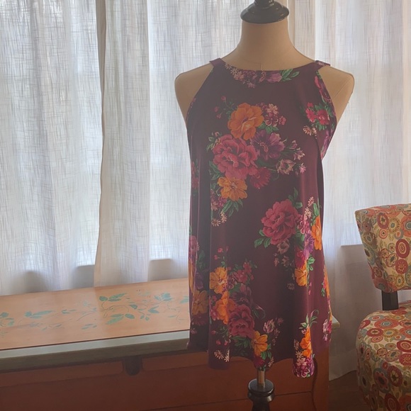 Torrid Floral Tank - Picture 1 of 5